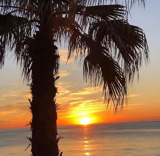 Playa Tamara Апартаменты *